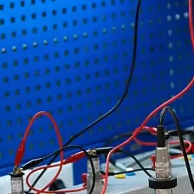 Hand Dynamo for hydraulik Test, Wind DC Generator, 5V 24V Motor Output Voltage, for maximum 1500mA Current, Construction