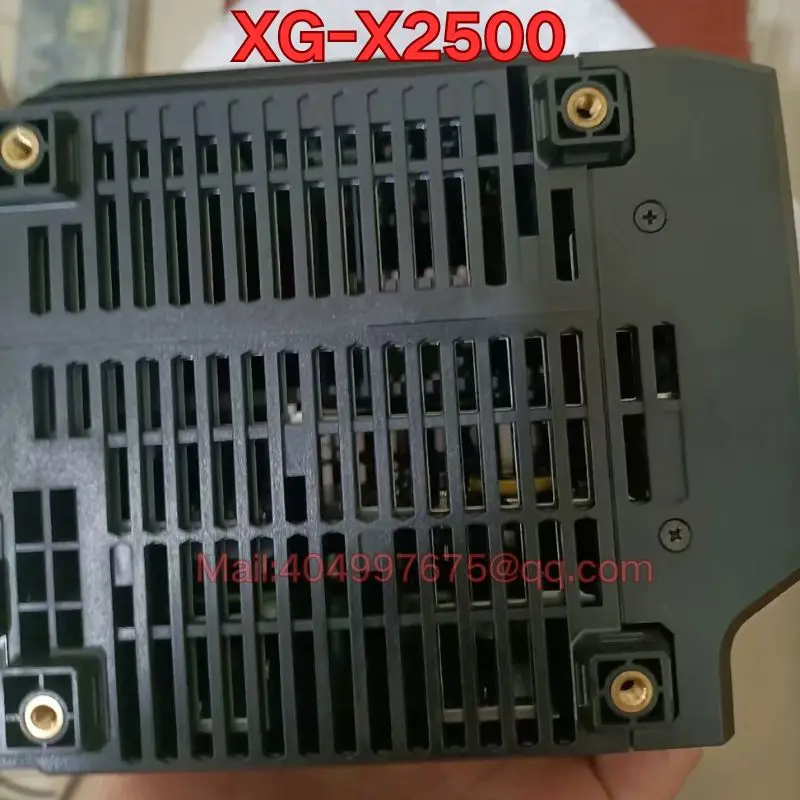 Second-hand XG-X2500 vision controller function test is normal