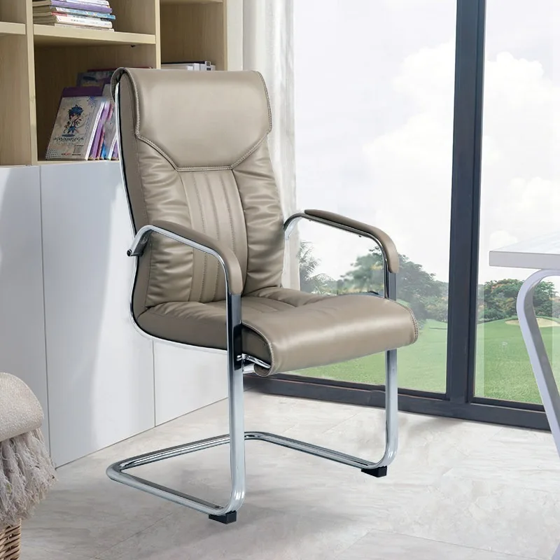 Cadeira de escritório com apoio de braços, design moderno, giratória, ergonómica, luxuosa e confortável, ideal para relaxar. Mobiliário de escritório.