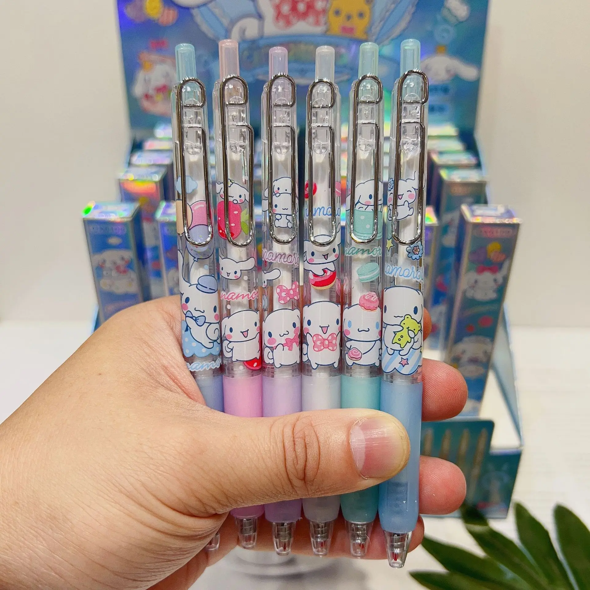 6/12/36pcs Sanrio Gel Pen Cinnamoroll Hellokitty Neutral Pen Metal Pen Clip Signature Pen Stationery Wholesale