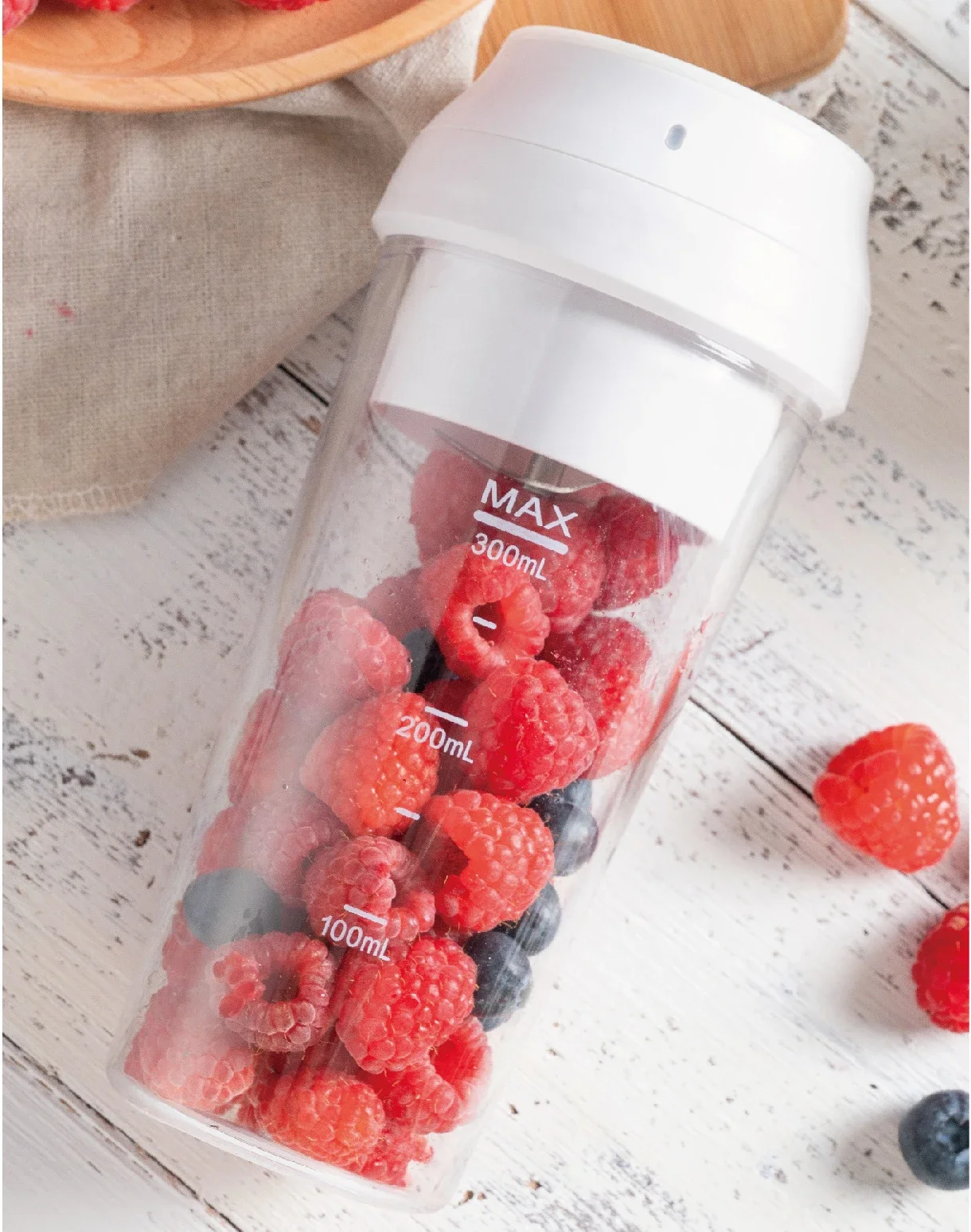 &Electric Cordless USB Rechargeable Blender Mini Portable Fruit Juicer Cup