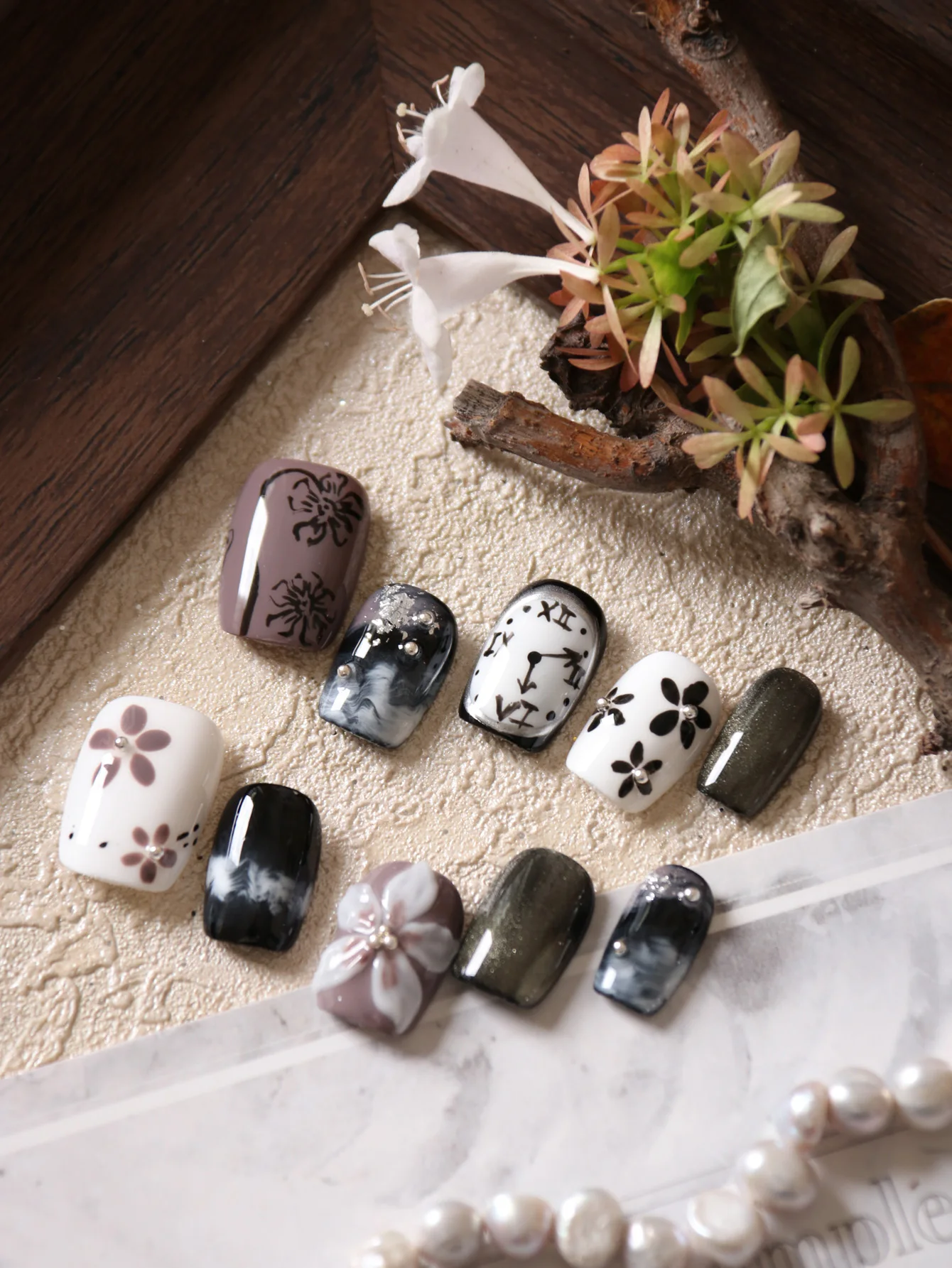 10Pcs Press on Nails Short Heavy Industry Black White Clock Fake Nails Includes 1 Sheet of Adhesive Tabs & 1 Pc Mini File