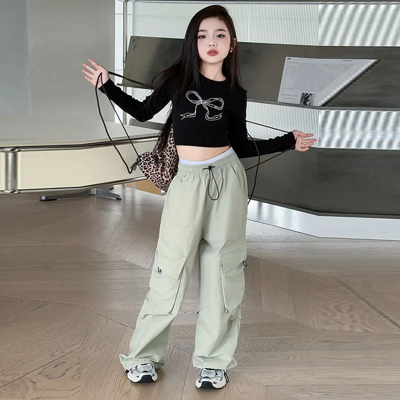 

Girls' Spring 2025 New Style Large Children's Stylish Leisure Sports Bow Top Work Pants Two Piece Set