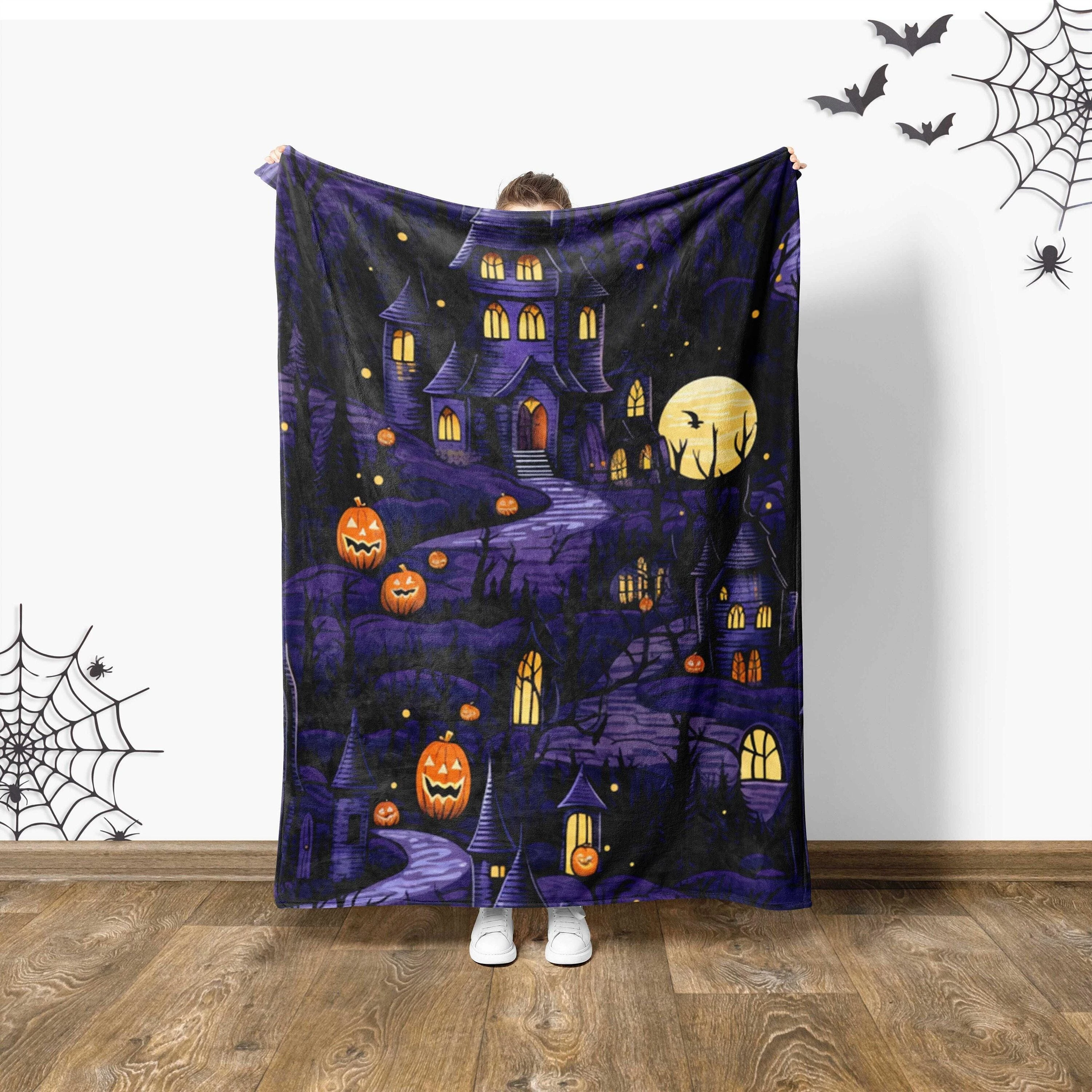 Halloween Cartoon Blanket Flannel Printed Blanket for Camping&Travel Suitable for Sofa Bedroom Living Room watch TV