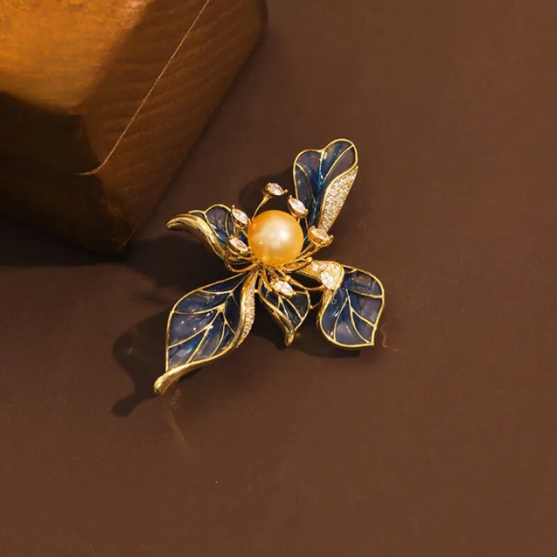 Broche de pérola com folha azul flor vintage