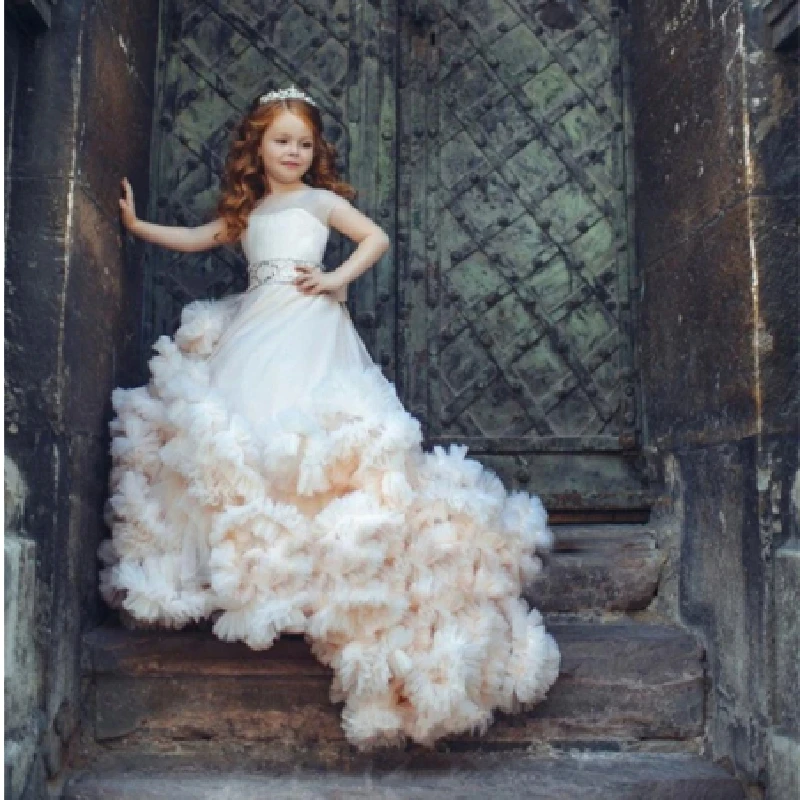 

Gorgeous Off Shoulder Champagne Lace Court Train Flower Girl Dresses For Wedding Sleeveless Princess First Communion White Ball