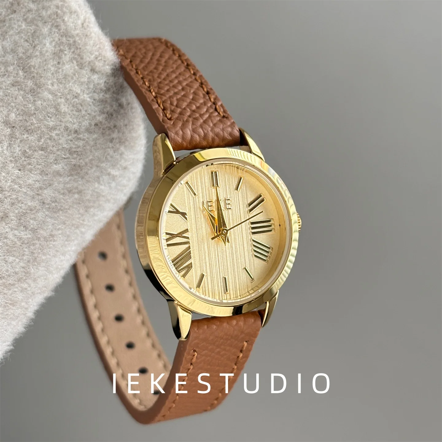 reloj-con-diseno-de-rayas-circulares-marrones-reloj-de-pulsera-de-cuarzo-compacto-informal-de-moda-de-primera-calidad-para-mujer-un-regalo-para-mujer