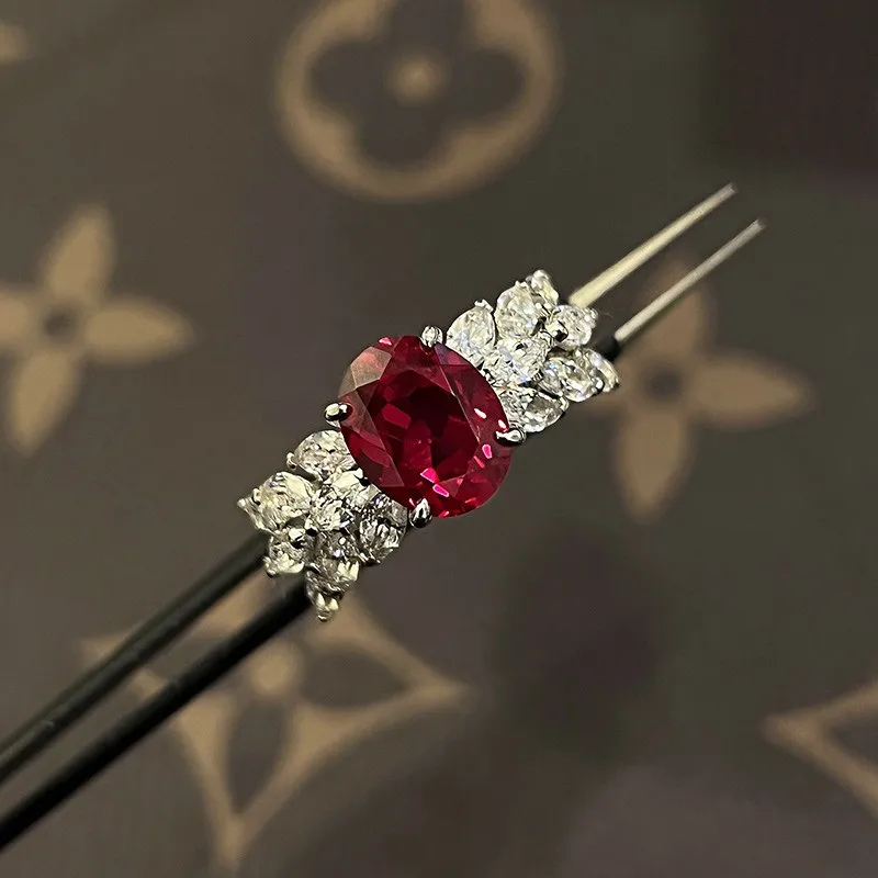 عالية الجودة 3 قيراط الأحمر روبي الأحجار الكريمة الماس خواتم امرأة شيك الفاخرة العلامة التجارية العصابات الذهب الأبيض الفضة غرامة مجوهرات بيجو جديد #3