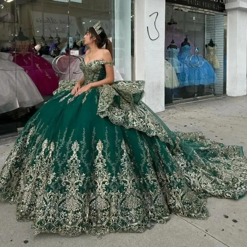 

Customized Luxury Emerald Green Quinceanera Dress Golden Lace Applique Flower Princess Birthday Party Vestidos De 15 Anos