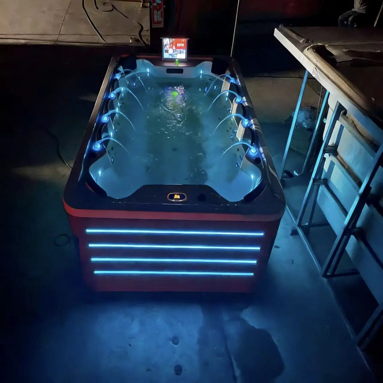 Outdoor Hot Tub,Square Acrylic Spa Tub with LED Lights,Whirlpool Massage Bathtub for Hotel Villa,Easy Set Control Panel