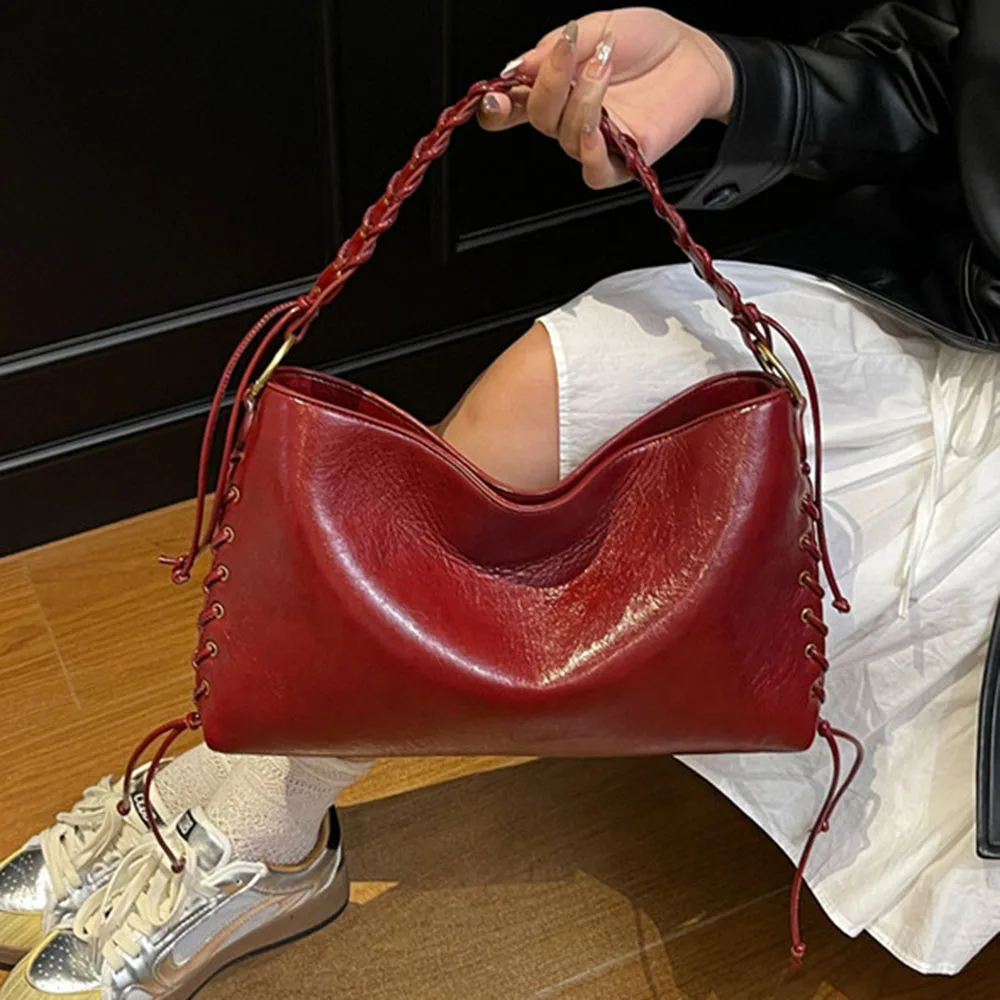 

Spicy Girl One Shoulder Bag Retro Motorcycle Style Strap Underarm Bag 2025 New Soft PU Leather Women Solid Color Square Handbag