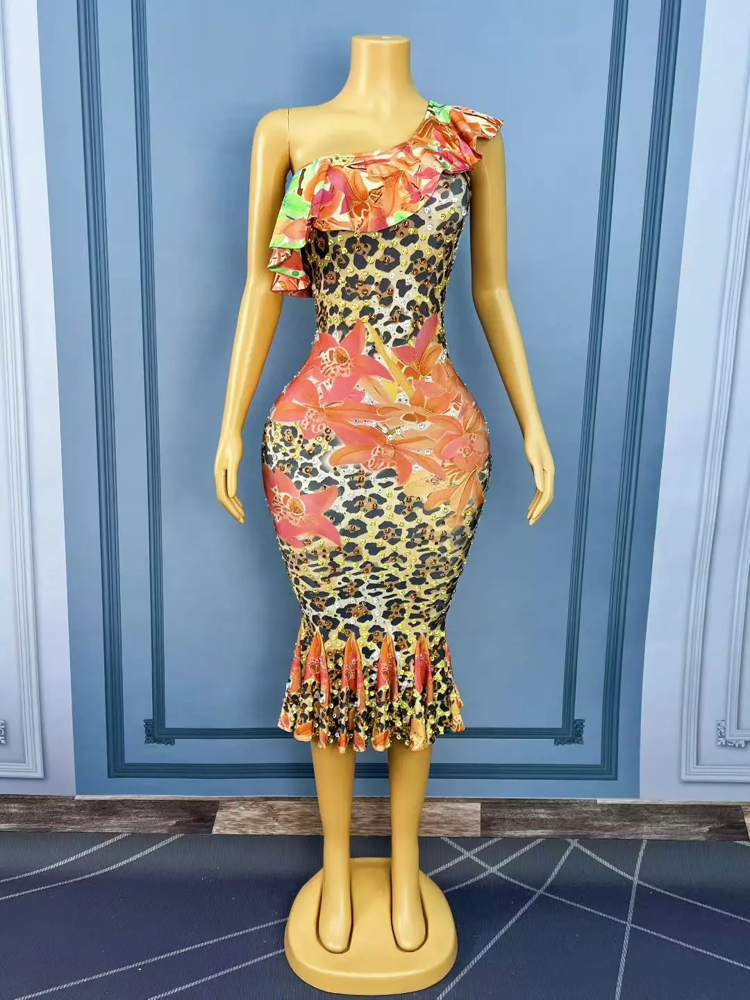 Sukienka koktajlowa w panterkę z falbanami, odkryte ramiona, bandażowa, elegancka, damska, na urodziny, wesele, modny strój, Heyebao