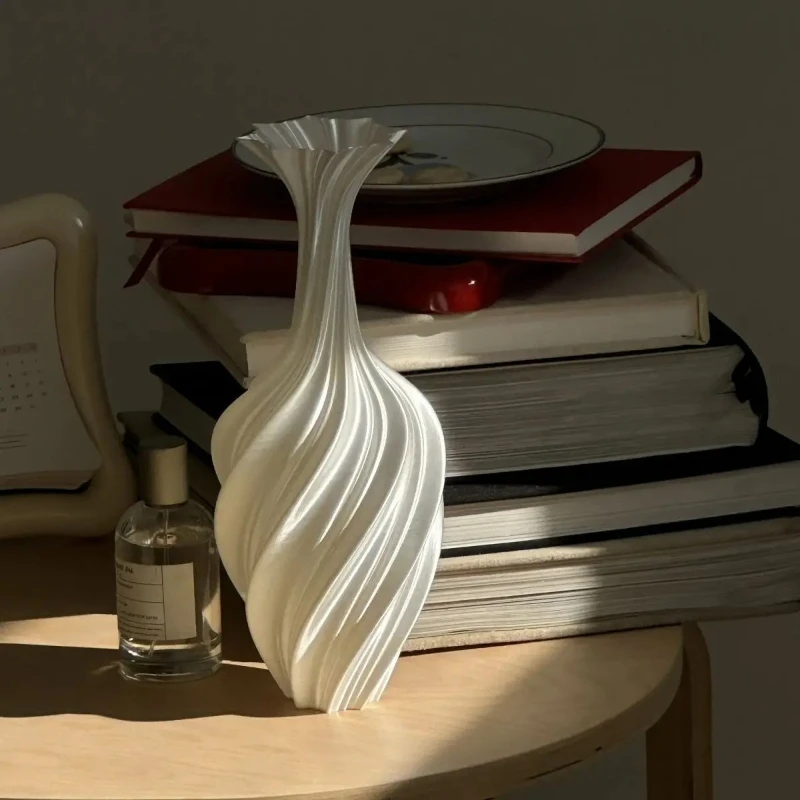 New artistic abstract vase twisted retro flower decorative ornament Nordic simple ins style 3D printing light luxury