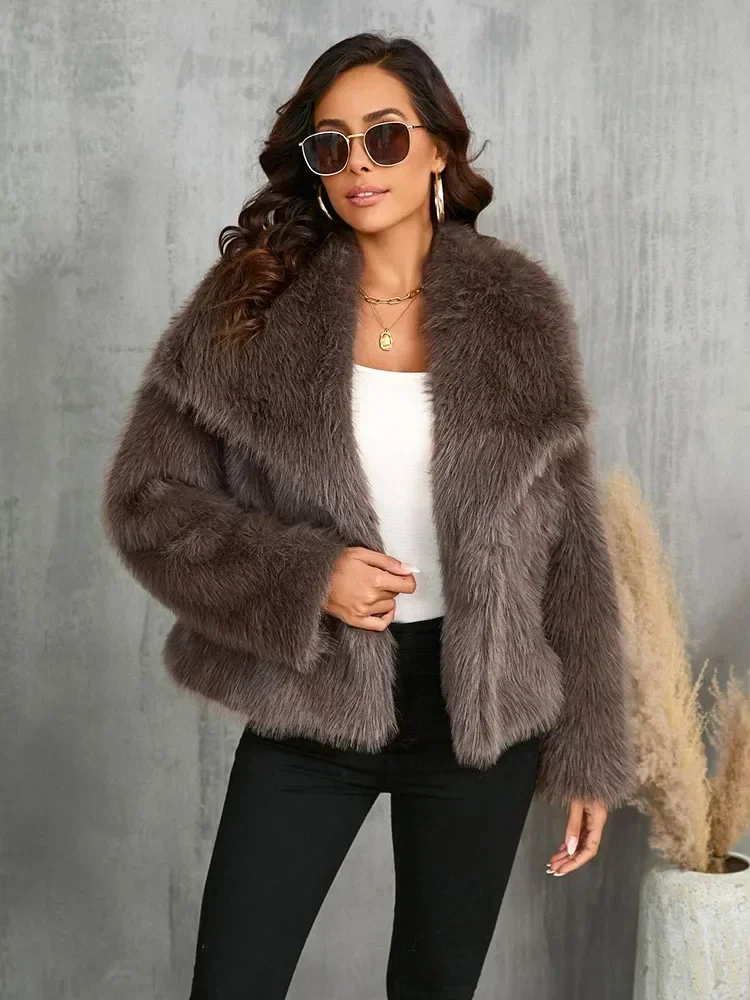 Fashion Oversized Turn Down Collar Fluffy Faux Fur Coat Women Vintage Faux Fur Jacket Coats Winter Clothes Women 2024