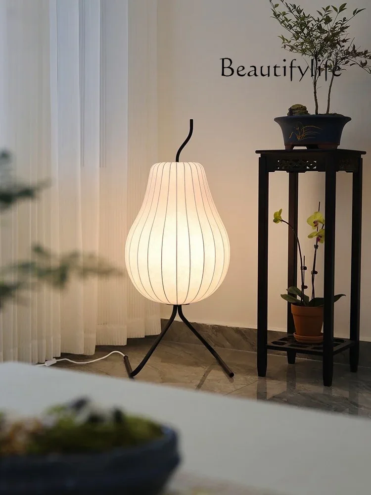 High-end handmade pear silk floor lamp retro cream wind living room decoration atmosphere light