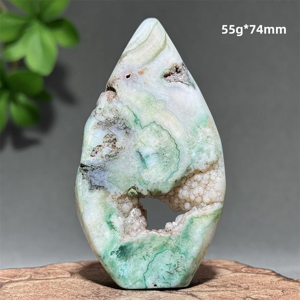 Natural Green Cherry Blossoms Free-Form Torch Feng Shui Ornaments Energy Healing Gemstone Home Decoration