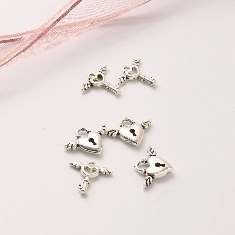 Cute Love Wing Key Silver Color Pendants Jewelry Making Handmade DIY for Necklace , Keychain, Earing Gifts Toys (Pendant Only)