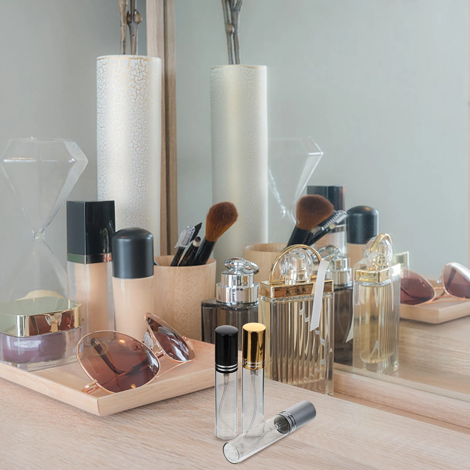 

Набор из 6 премиальных герметичных портативных флаконов-спреев для духов, маленькие дорожные многоразовые дозаторы жидкости с мелкодисперсным распылением, нажимные, ручное управление