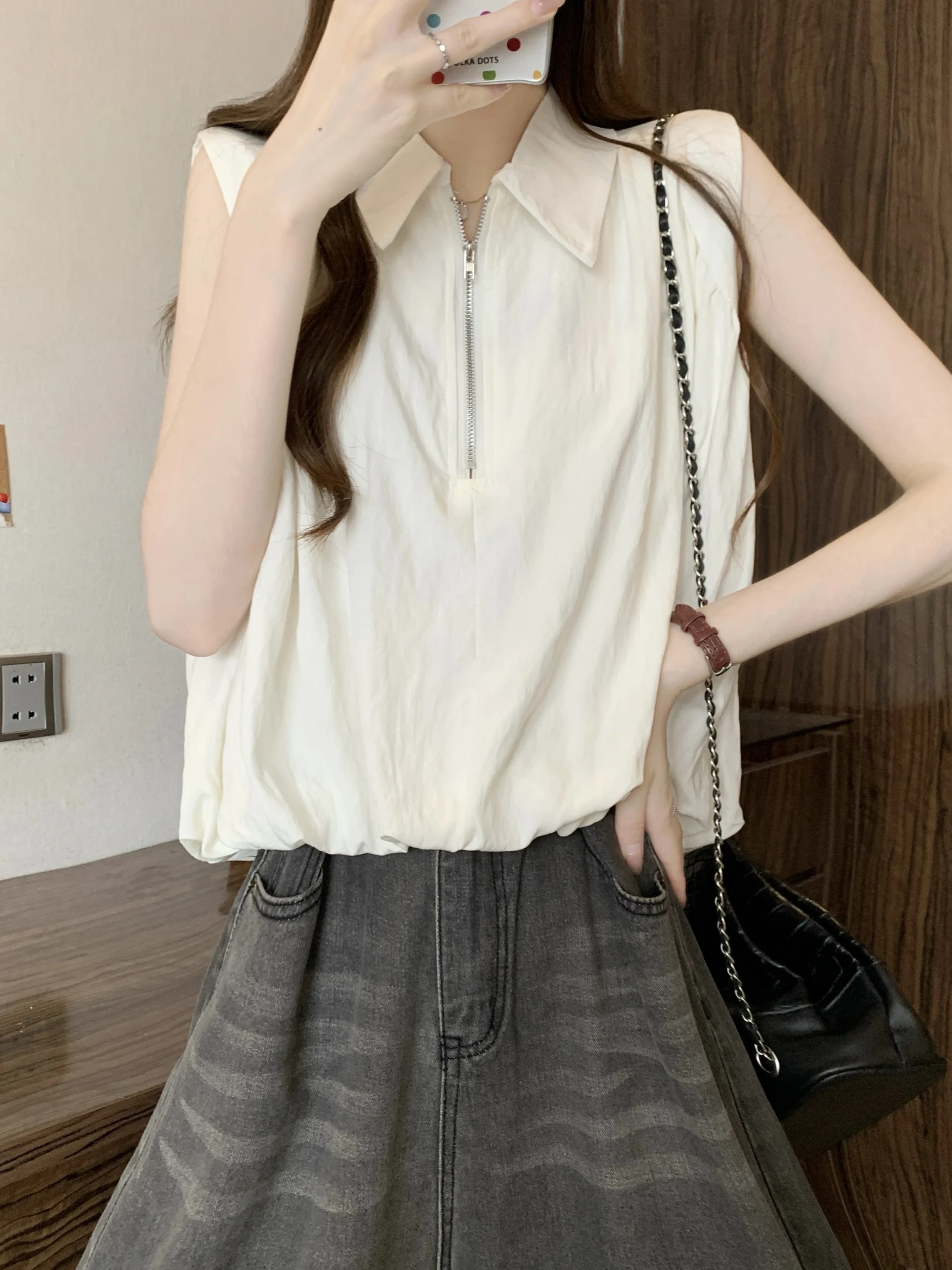 

Chic Zipper Neck Doll Shirt Sleeveless Women's Summer Fashionable Age-Defying Top Korean Style Loose Fit Color