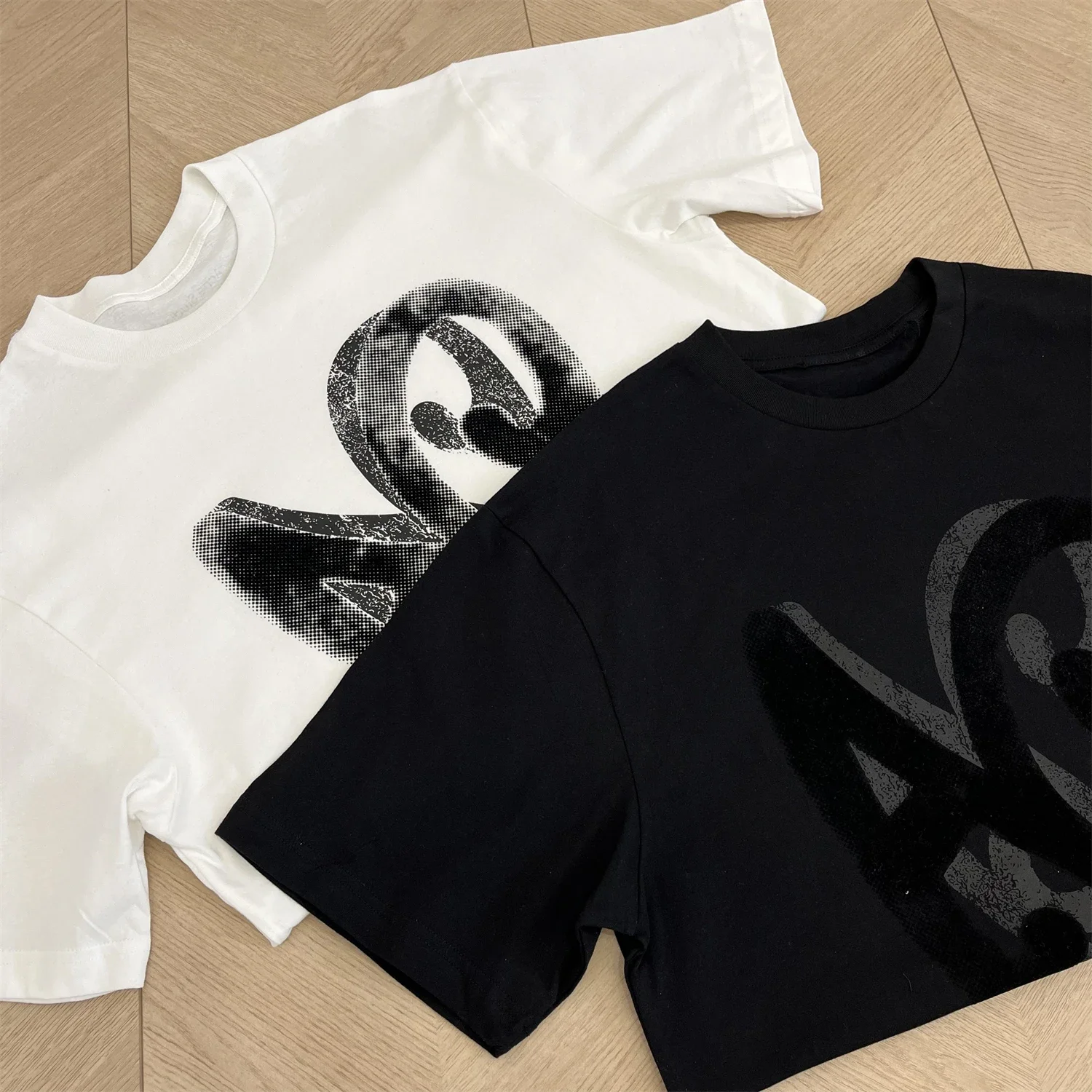 

Fashion Brand Men's T Shirt Heart Graffiti Print Loose Casual Sport Round Neck Short Sleeve Pure Cotton Unisex Kind T-shirt
