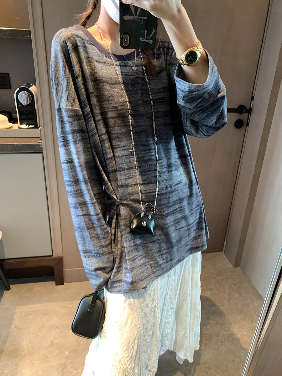 

Новая весенняя повседневная свободная футболка с принтом и пуговицами на талии для прогулок