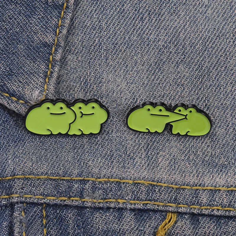 Lapel Pins Cartoon cute green frog brooch small animal stickers creative accessories badges clothing back packaging accessories