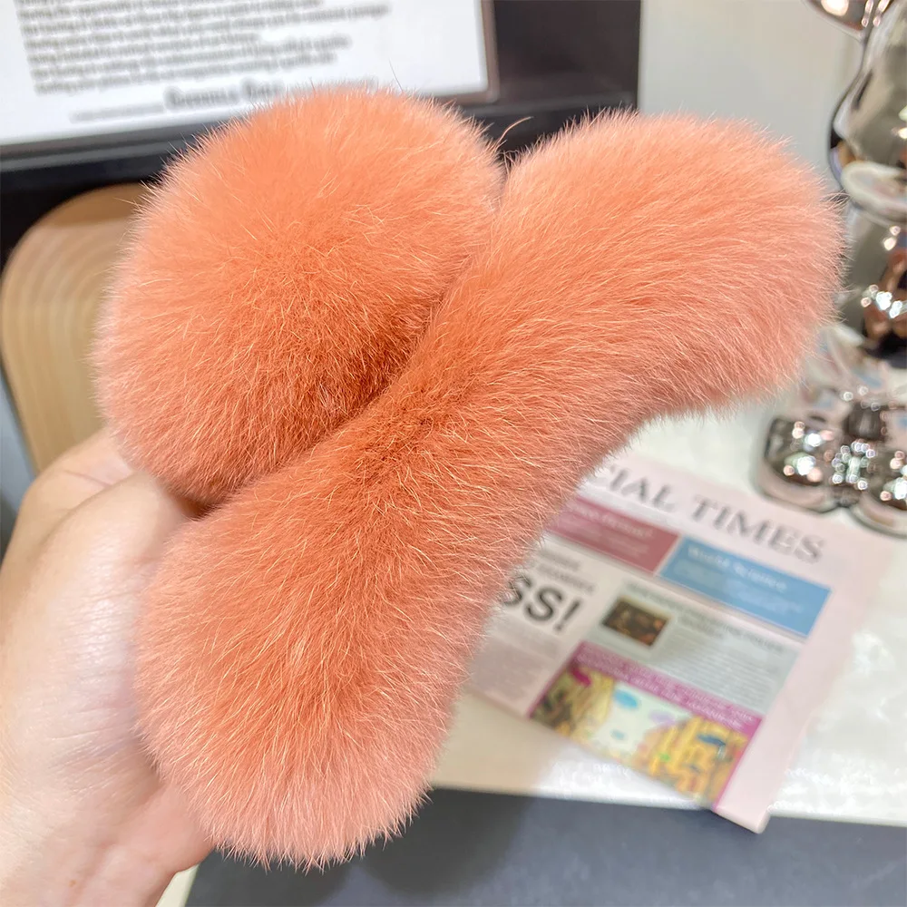 Winter Faux Fur Hair Claw Rabbit Hair Large Hairpin Back Head Temperament Clip New Cute Plush Hair Scratching Ponytail Hair Claw