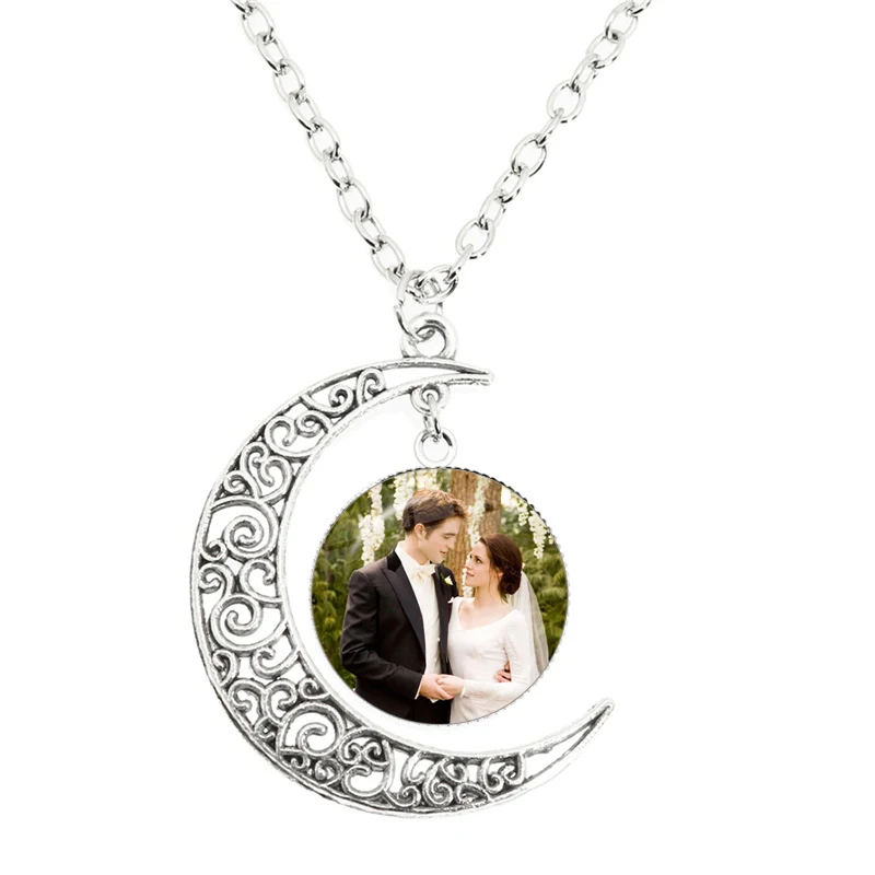 Pendant Moon Necklace Glass Cabochon Twilight Movie Bella Edward Jacob Renesmee Character Chain Girl Women Fashion Jewelry