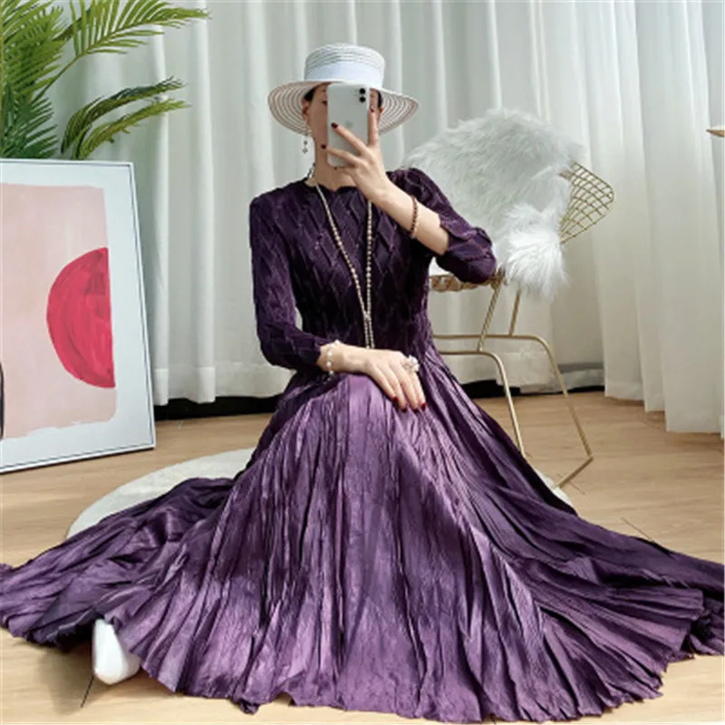 Miyake pleated dress women's 2022 spring new large size handmade pleated long-sleeved stretch slim mother's day dress Vestidos