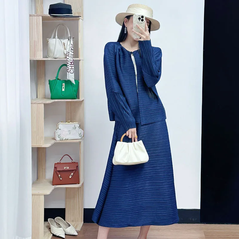 

Кардиган Miyake с круглым вырезом, однотонный топ с длинными рукавами + плиссированная юбка до половины тела, комплект из 2 предметов, новый летний женский костюм 2025 г.