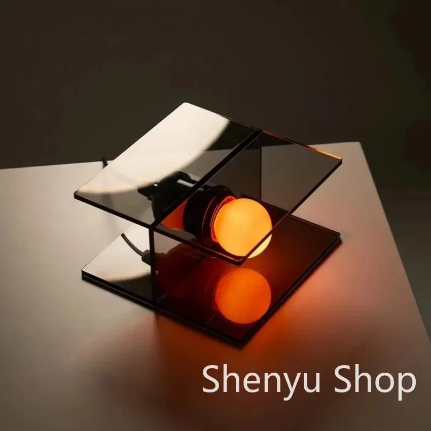 DIY Light Luxury Desk Lamp With A High-end Feel Decorated Simple Modern High-end Atmosphere Light Bedside Lamp Creative Gifts
