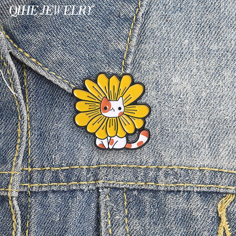 Niedliche Sonnenblumen-Katzen-Emaille-Anstecknadel, lustige Cartoon-Gepunktete-Katzen-Sonnenblumen-Metallbrosche, Reversnadel für Taschen und Hüte, Schmuckgeschenk für Katzenliebhaber