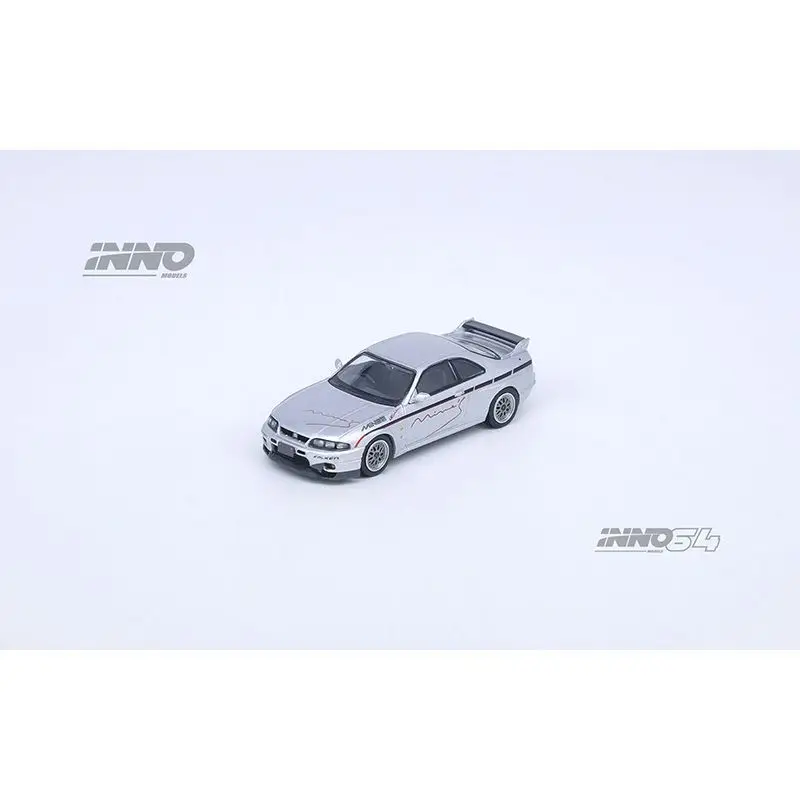 

INNO 1:64 Nissan GT-R (R33) Small Scale Simulation Alloy Car Model