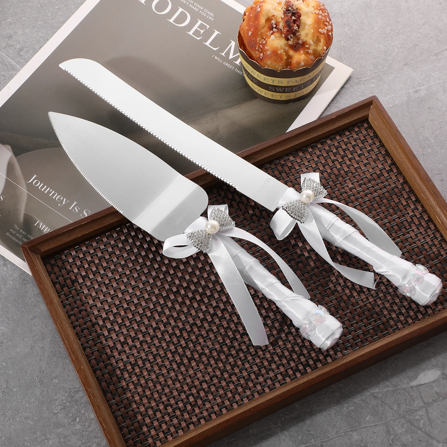 

Romantic Wedding Cake Set – Decorative Bridal Shower Gift, Perfect for Ceremony and Photos