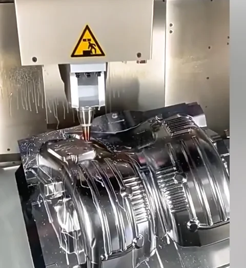 Raytools BM06K fiber laser cutting head 6KW collimation length 100mm FL 150/200mm metal cutting automatic focusing