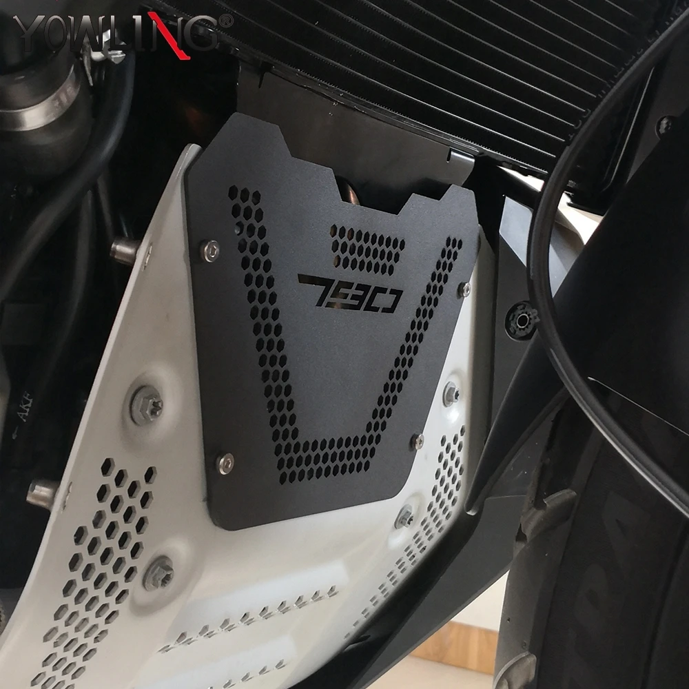 

FOR 790 890 ADVENTURE 790 890 ADV S R 2018-2021 2022 2023 2024 2025 Motorcycle Engine Guard Cover Protector Crap Flap Protector