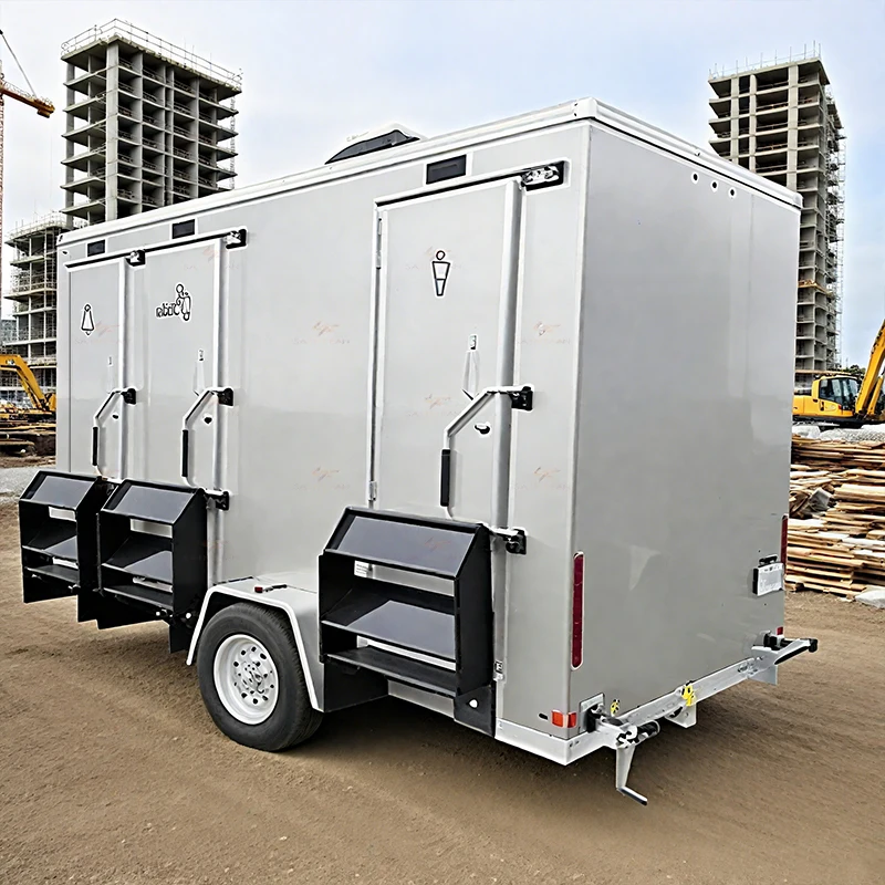 Cabina doccia con porta scorrevole per rimorchio per WC con doccia mobile moderna e premium per cantieri di costruzione all'aperto