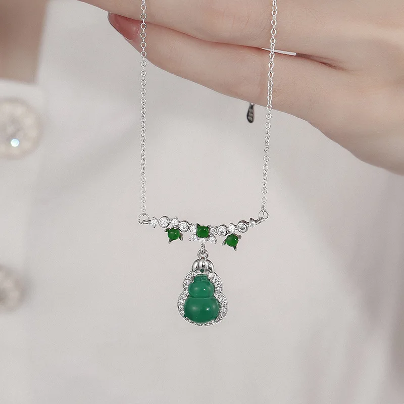 

Классическое ожерелье из зеленой тыквы, серебро 925, инкрустированные бриллиантами, подвесной светильник из натурального халцедона, роскошная цепочка на воротник, изысканные ювелирные изделия