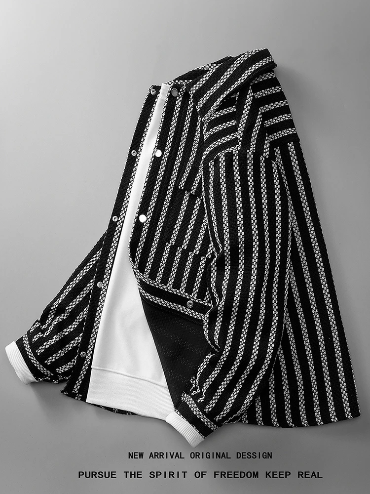 

2024 New Men's Striped Jaet Casual Sle Spring Autumn Faion Brand High-End Versatile Haome irt Coat Leisure Top