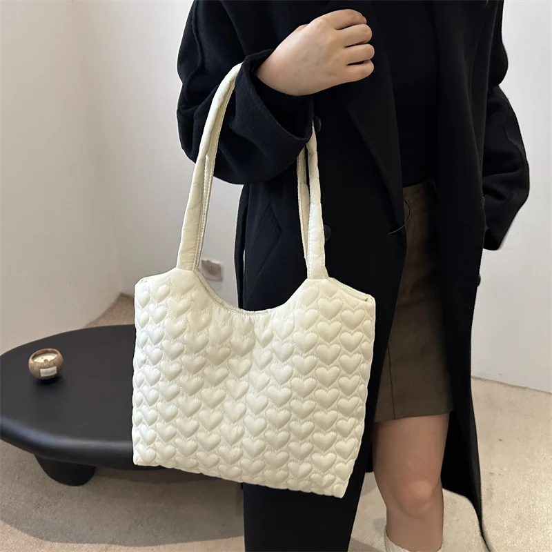 

Tote Bag for Women Heart Pattern Shoulder Bag Large Capacity Underarm Bag Satchel Bag for Work Travel