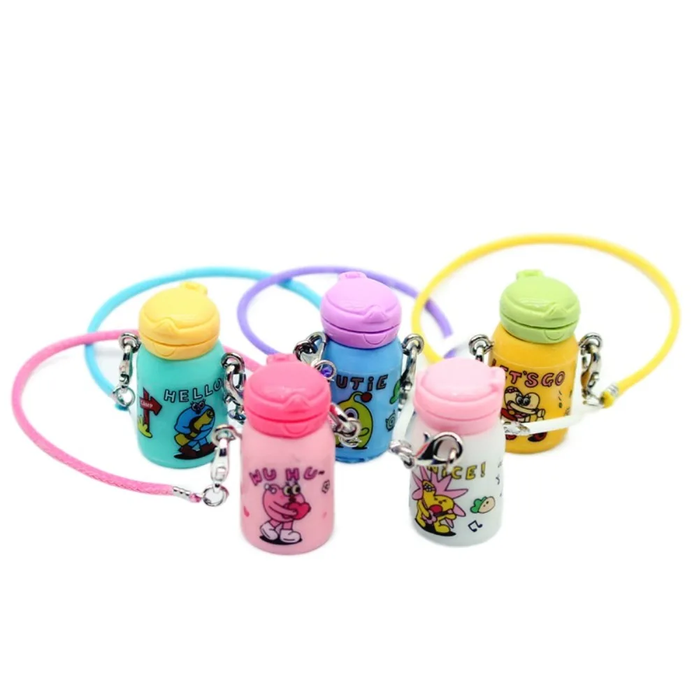 Baby House Mini Waterfles, Waterbeker, Isolatiebeker Model OB1 Leerscène Accessoires Miniatuur Decoratie