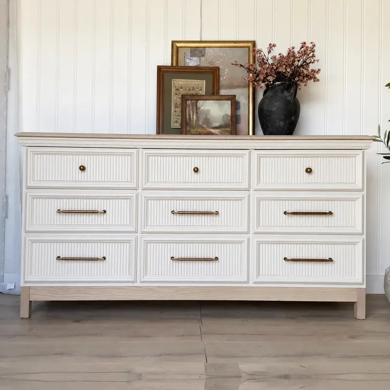 Retro Vertical Pattern Chest Cabinet Cream White Wood Style Master Bedroom Storage Cabinet Entrance Hallway Large Capacity