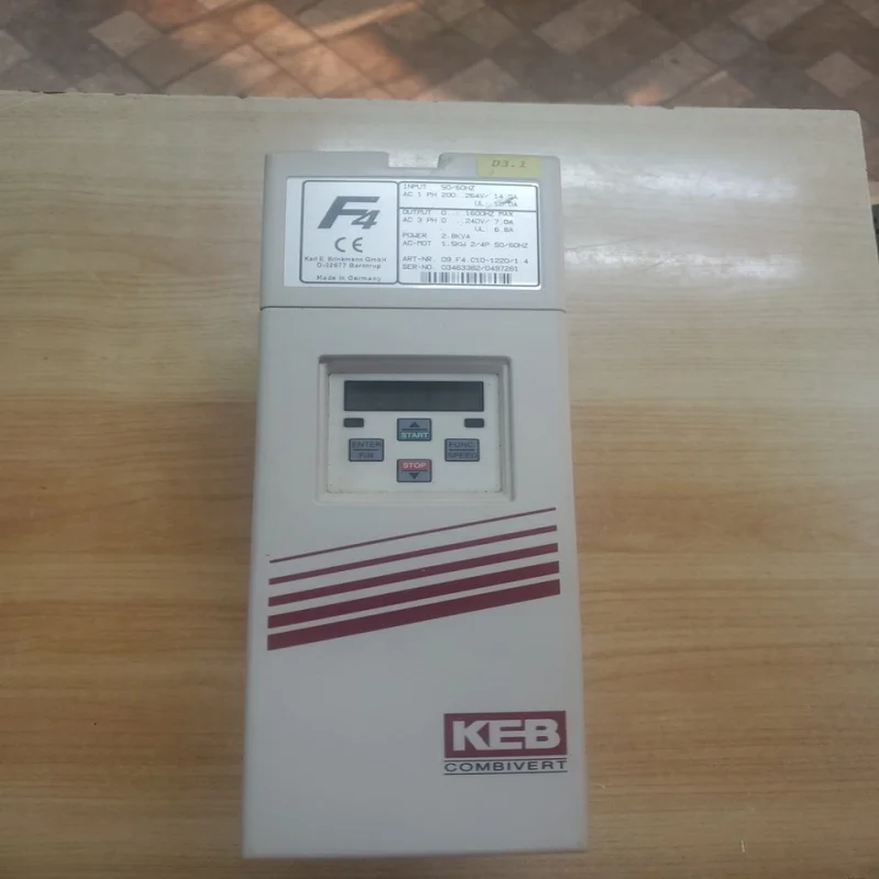 

Новый оригинальный преобразователь частоты PLC 09.F4.C1D-1220 /1.4 Frequenzumrichter / Frequency Converter. Гарантия лучшей цены. В наличии.