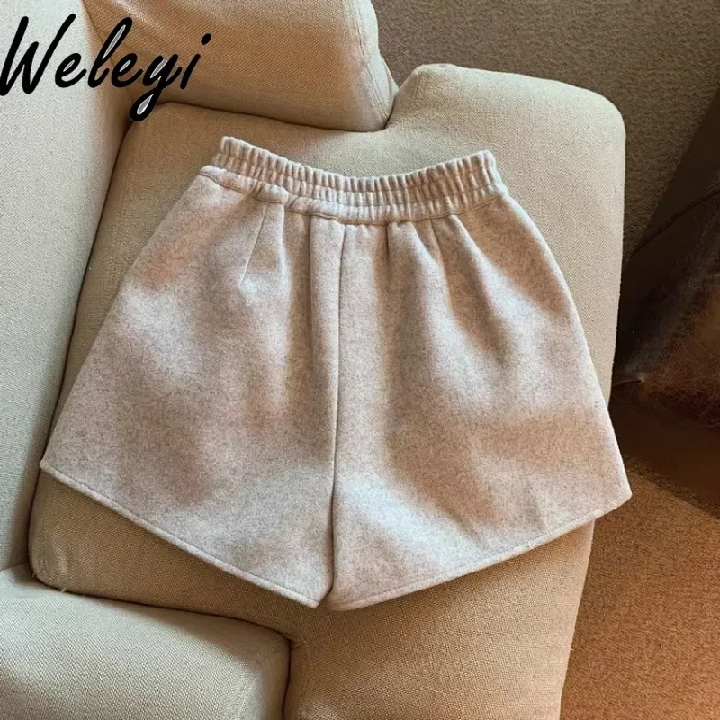 Large Size Woolen Elastic Waist Shorts Autumn and Winter New Loose High-waisted A-shaped Thickened Short Boots Pants Outer Wear