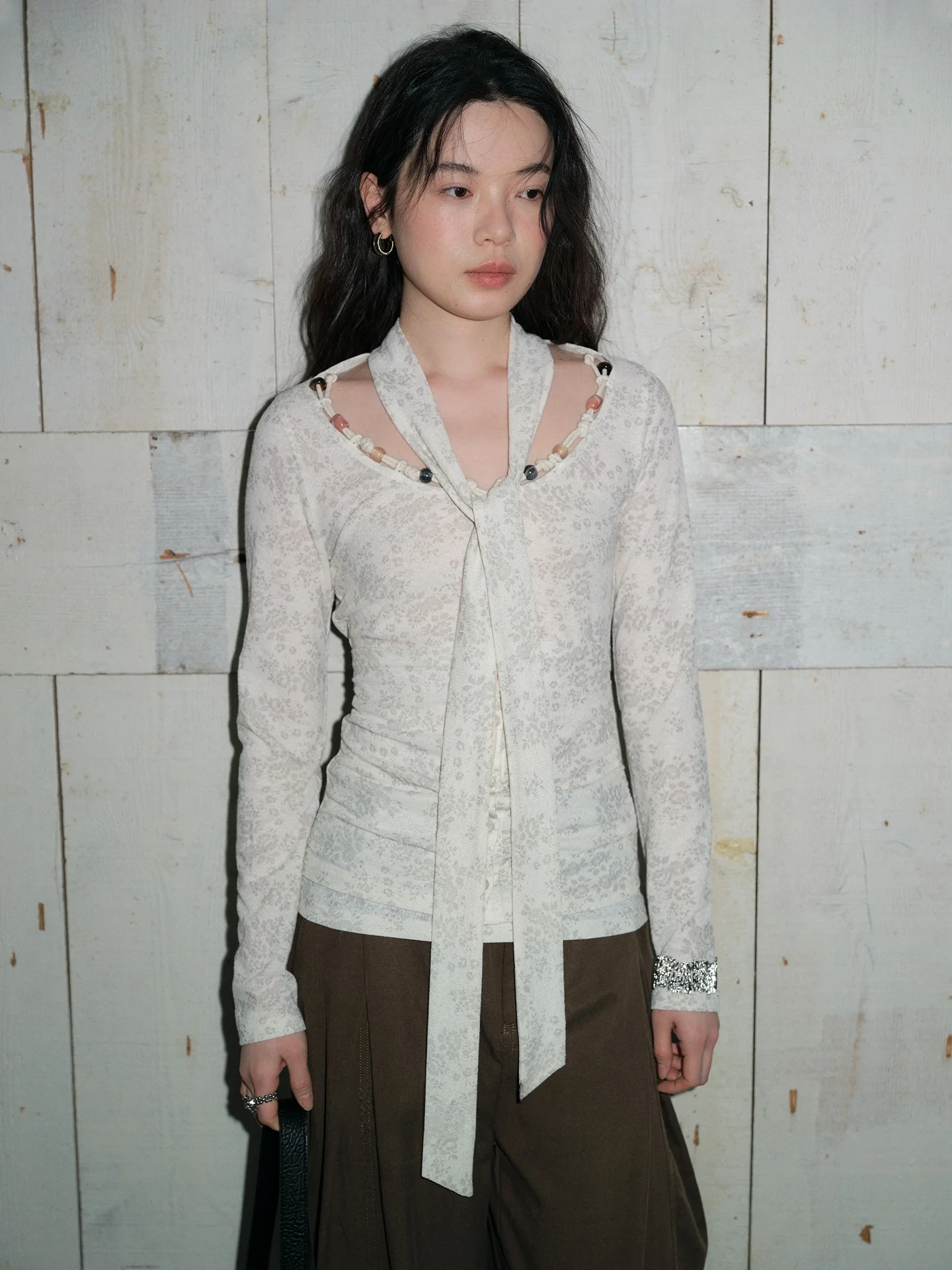 

EchoChic Soft Light Print Knitted Top Women's Spring Waist-Cinching Design Fashionable Elegant Long Sleeve round Neck Pullover