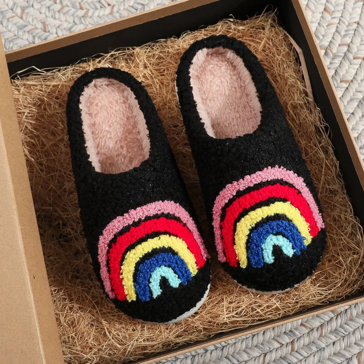 2026 Winter Regenbogen-Print Kinder Mädchen Jungen Hausschuhe Indoor Weiche Rutschfeste Paar-Hausschuhe Warme Plüsch-Flachpantoffeln Erwachsene Niedliche Schuhe – Detail 13