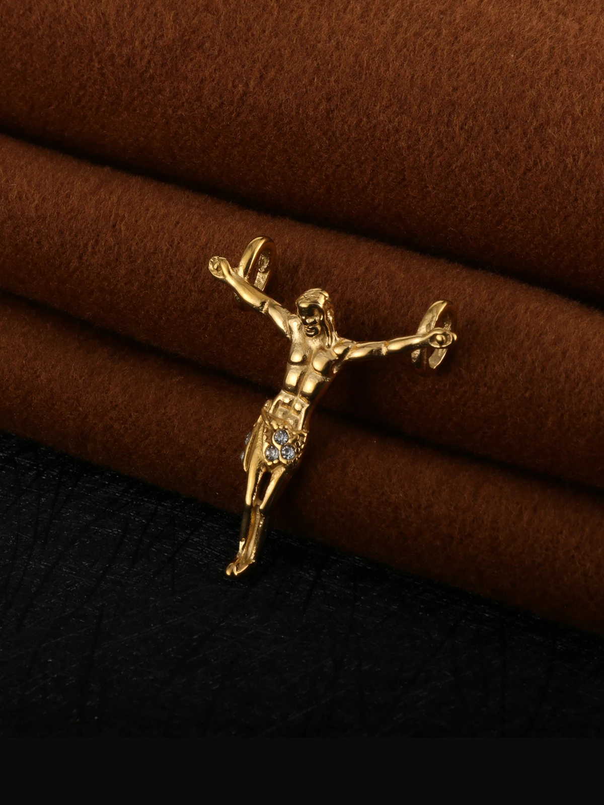 1Pc Christian Crucifix Jesus Christ Cross Pendant Stainless Steel Engraved Wall Hanging Charms for DIY Jewelry Craft Accessories