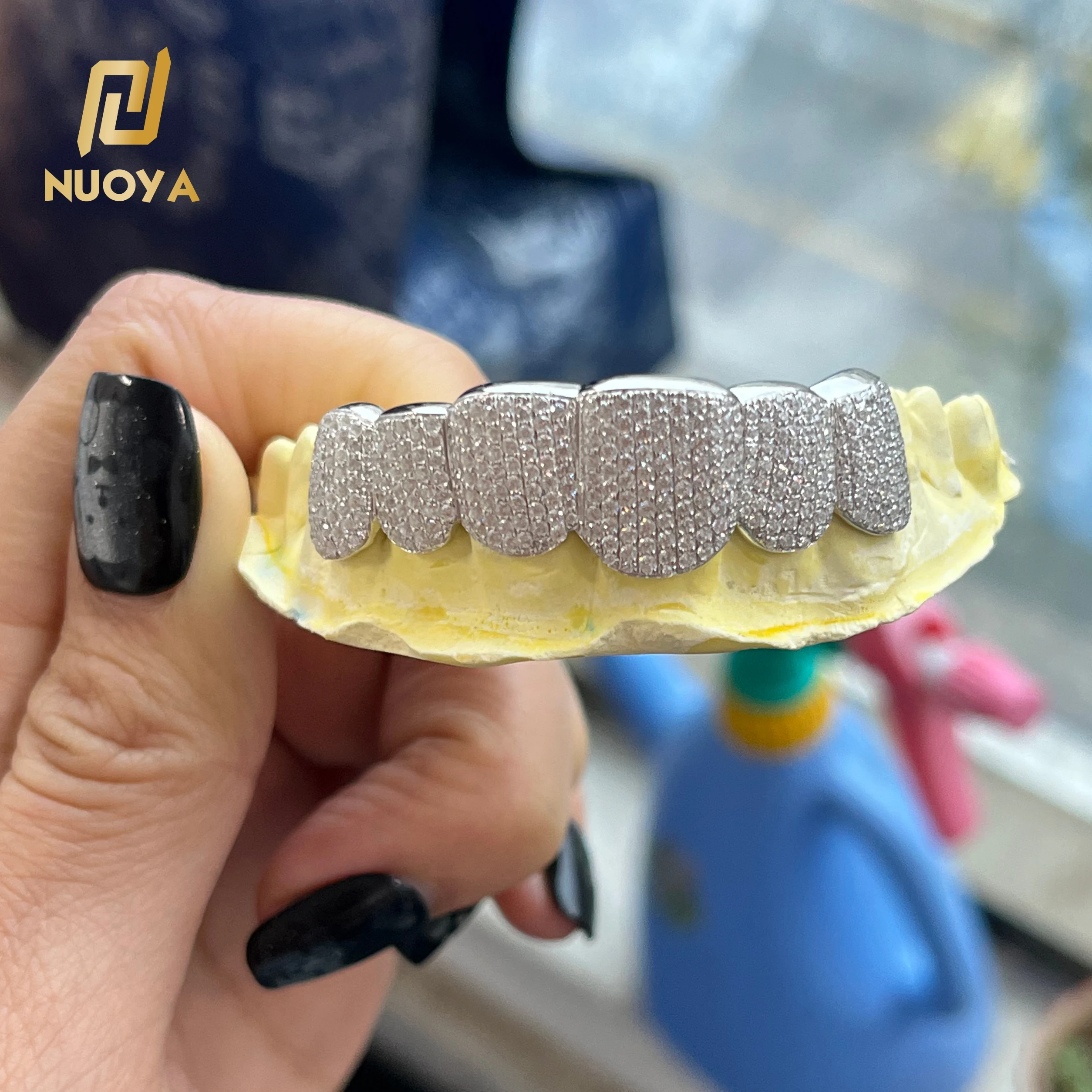 Personalizowane Grillzy na Zęb – Body Jewelry Diamond recenzja i cena