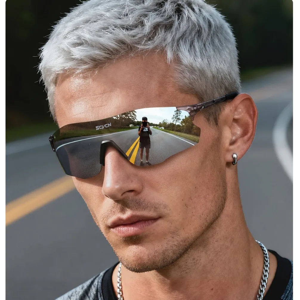 

SCVCN Running Glasses Lightweight Photosensitive Color Changing Day and Night Dual-use Running Marathon Hiking Windproof Goggles