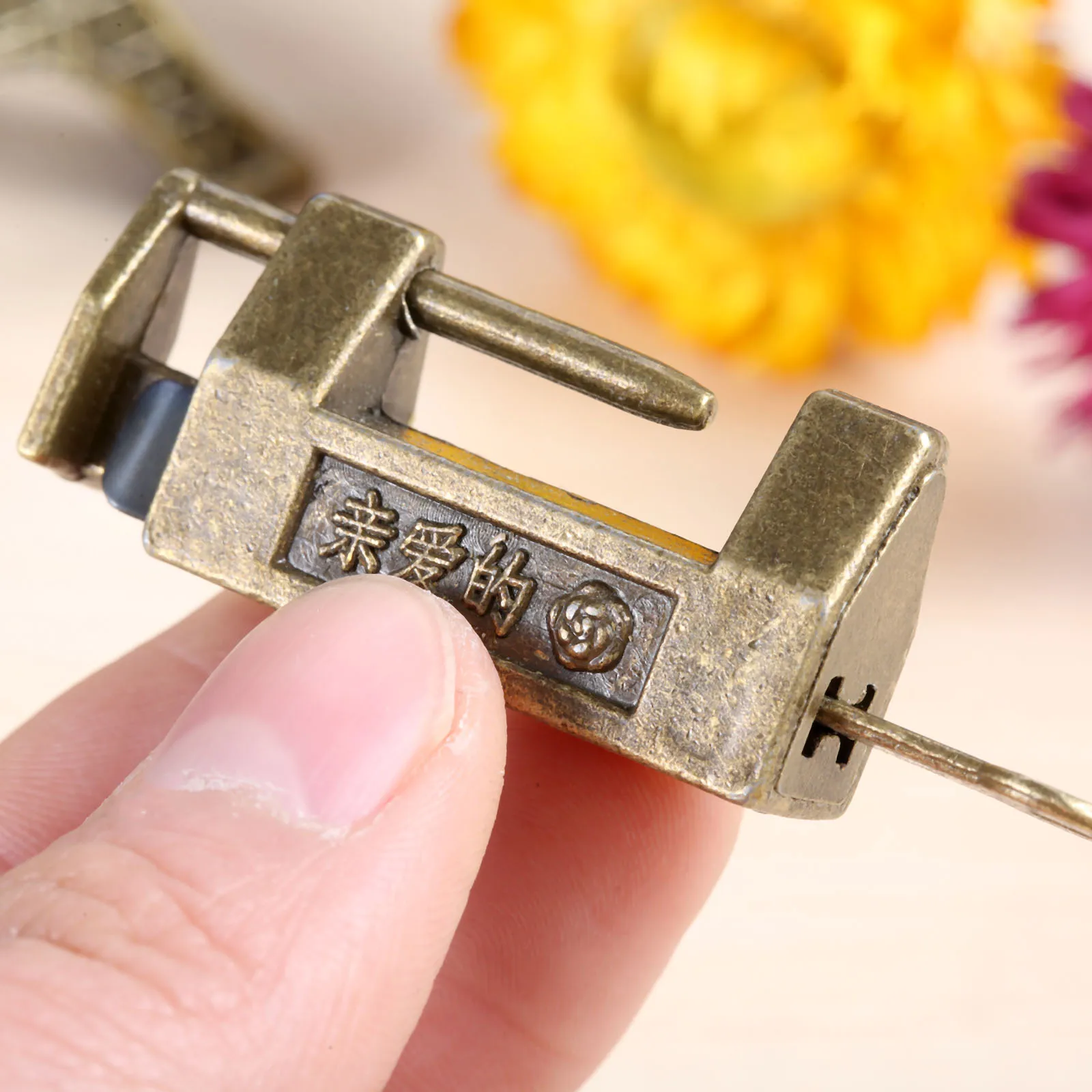 DRELD 33x18mm Vintage Antique Chinese Old Lock Retro Padlock Jewelry Wood Box Padlock Lock for Suitcase Drawer Cabinet with Key